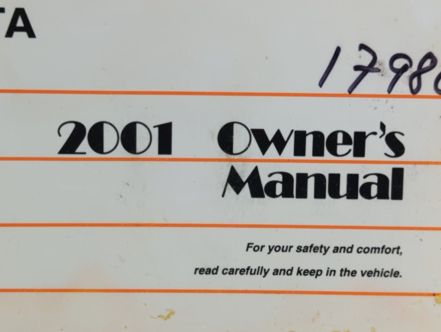 2001 Toyota Camry Owners Manual Book Guide P/N:01999-33528 OEM Used Auto Parts - Oemusedautoparts1.com