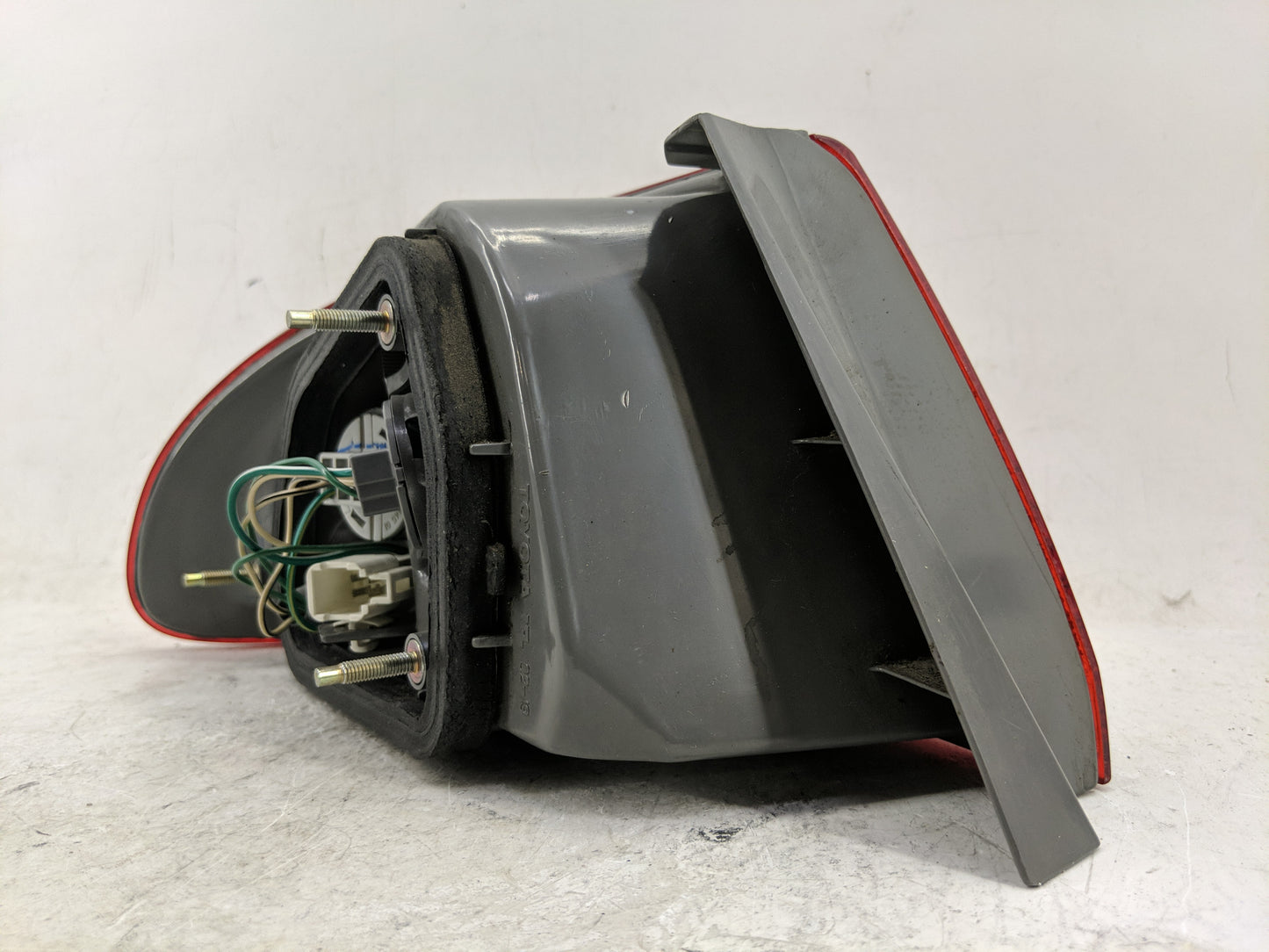 1998-2002 Toyota Corolla Tail Light Assembly Passenger Right OEM Fits Fits 1998 1999 2000 2001 2002 OEM Used Auto Parts - Oe