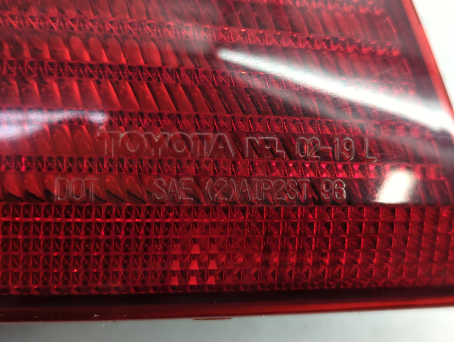 1998-2002 Toyota Corolla Tail Light Assembly Driver Left OEM P/N:4600247993 TY563-B000L Fits Fits 1998 1999 2000 2001 2002 O