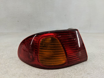 1998-2002 Toyota Corolla Tail Light Assembly Driver Left OEM P/N:4600247993 TY563-B000L Fits Fits 1998 1999 2000 2001 2002 O
