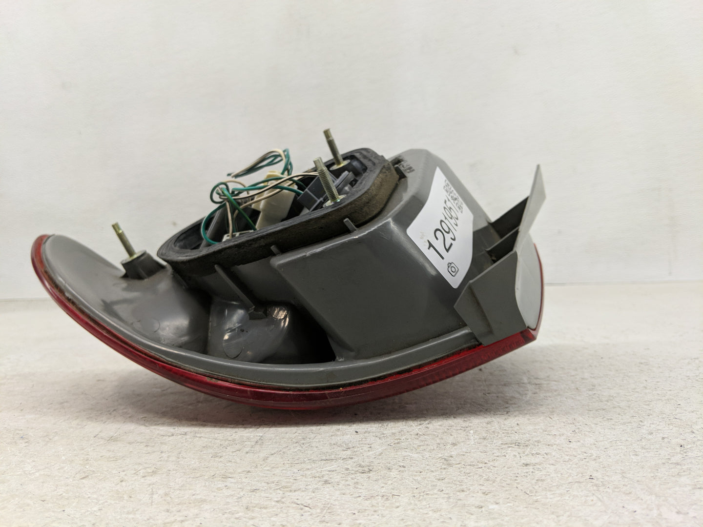1998-2002 Toyota Corolla Tail Light Assembly Driver Left OEM P/N:4600247993 TY563-B000L Fits Fits 1998 1999 2000 2001 2002 O
