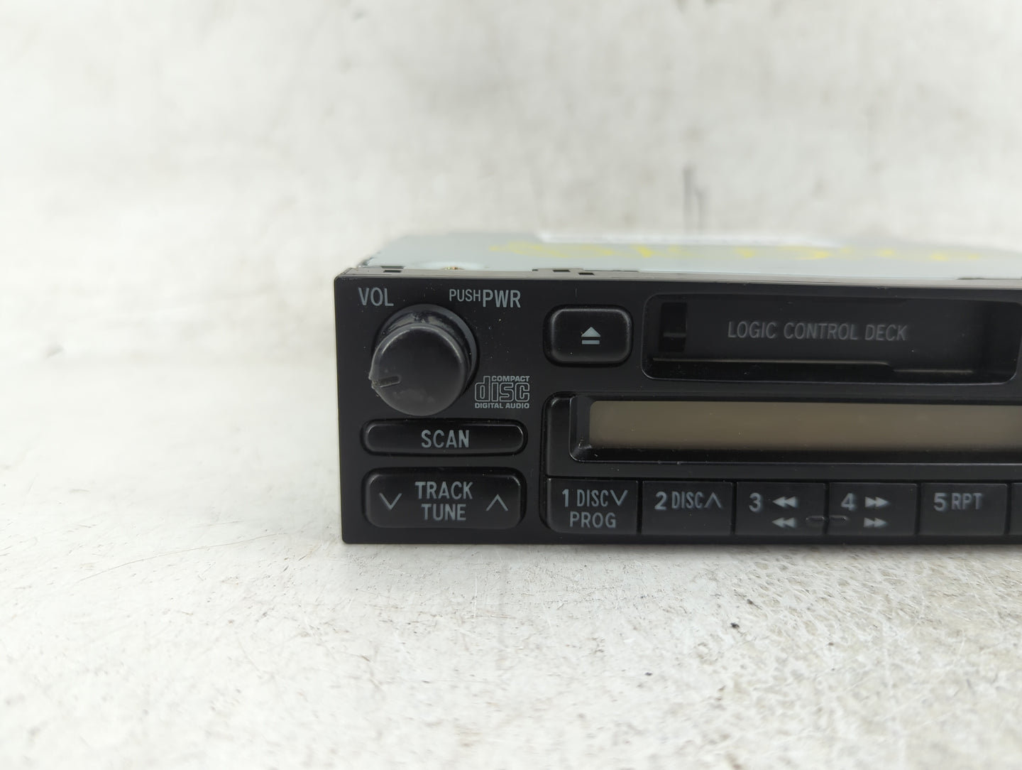 1998-2002 Toyota Corolla Radio AM FM Cd Player Receiver Replacement P/N:86120-04090 Fits Fits 1997 1998 1999 2000 2001 2002 