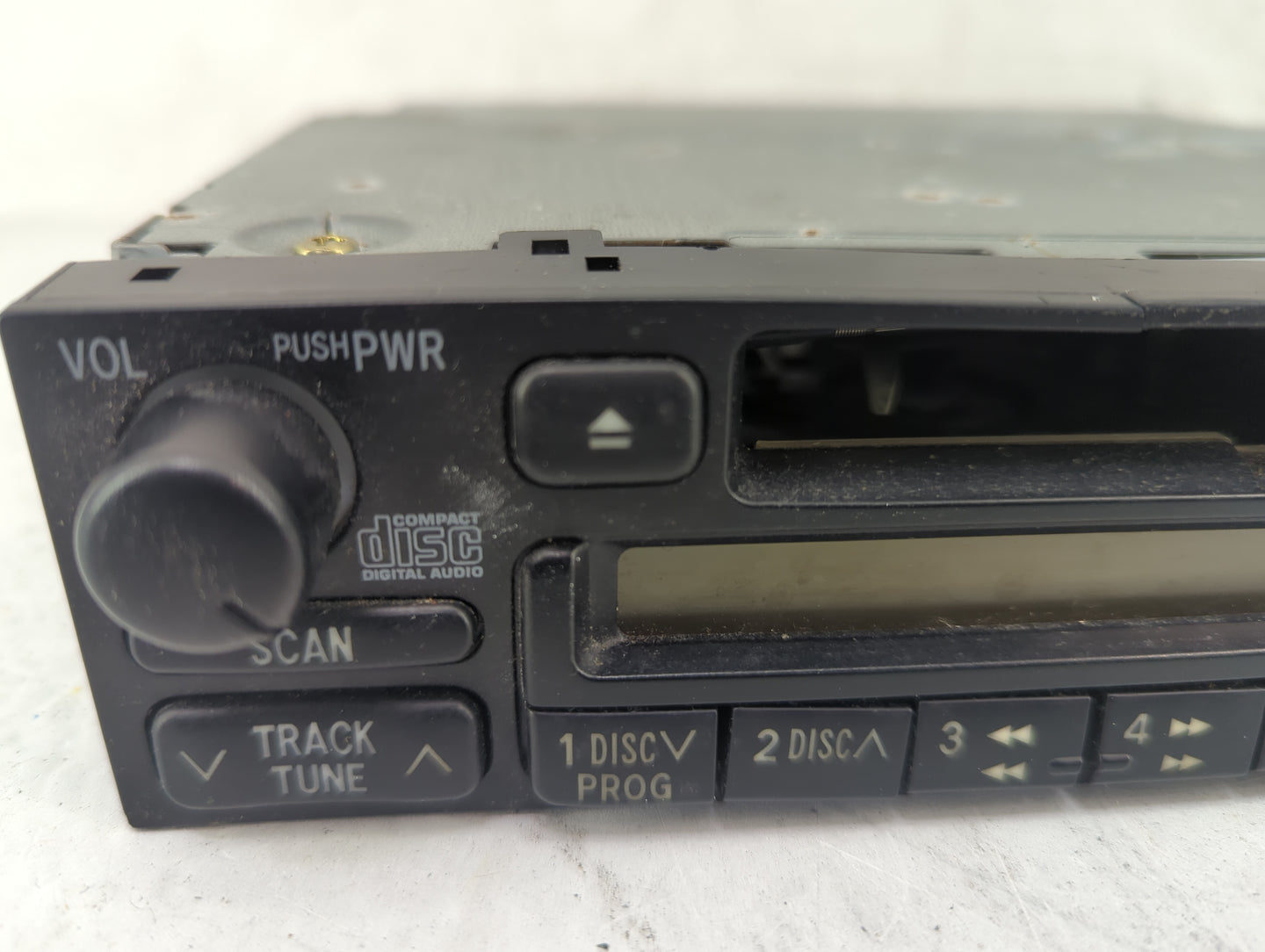 1998-2002 Toyota Corolla Radio AM FM Cd Player Receiver Replacement P/N:86120-04090 Fits Fits 1997 1998 1999 2000 2001 2002 