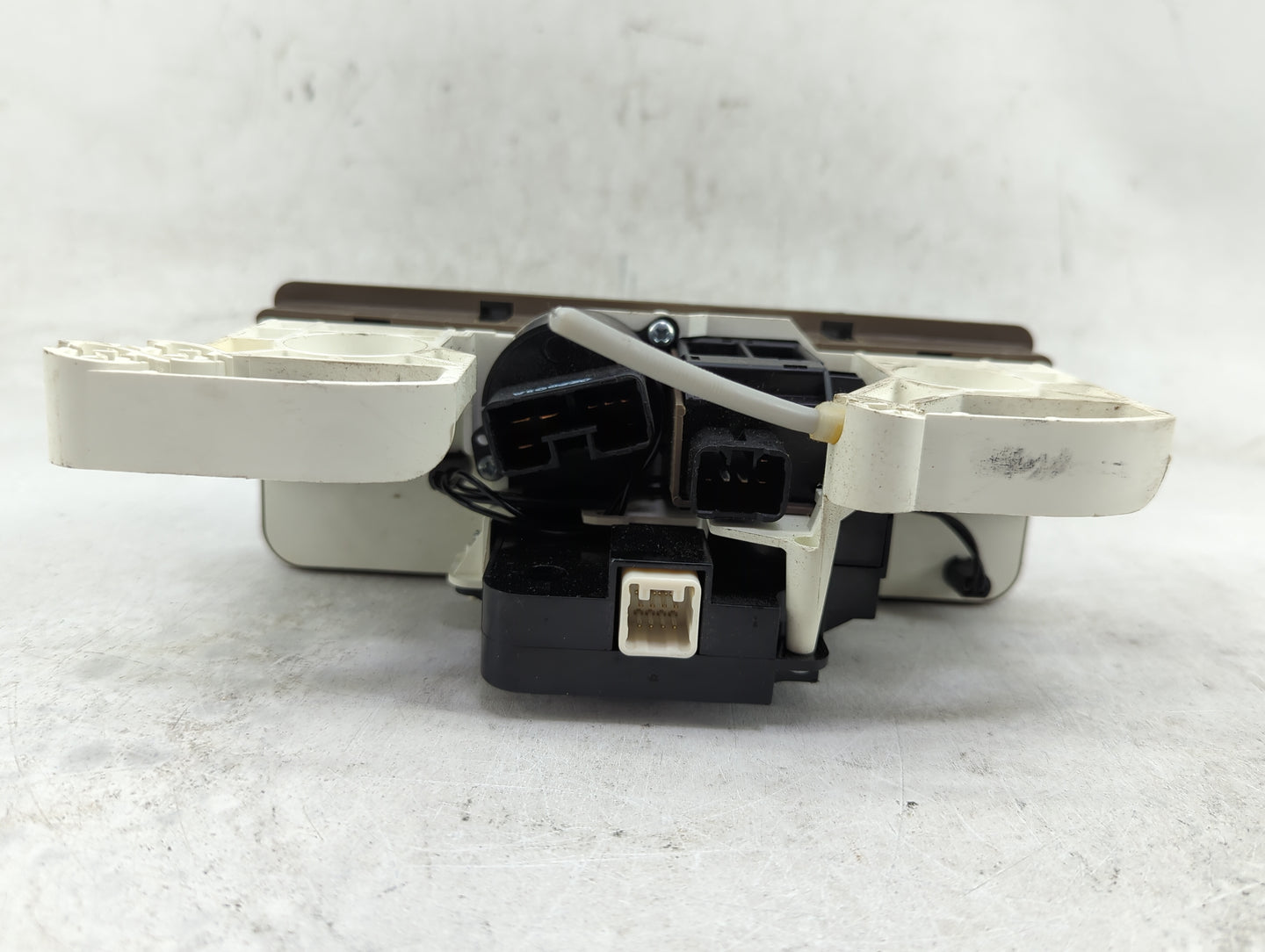 2001-2002 Toyota Corolla Climate Control Module Temperature AC/Heater Replacement P/N:022001A Fits Fits 2001 2002 OEM Used A