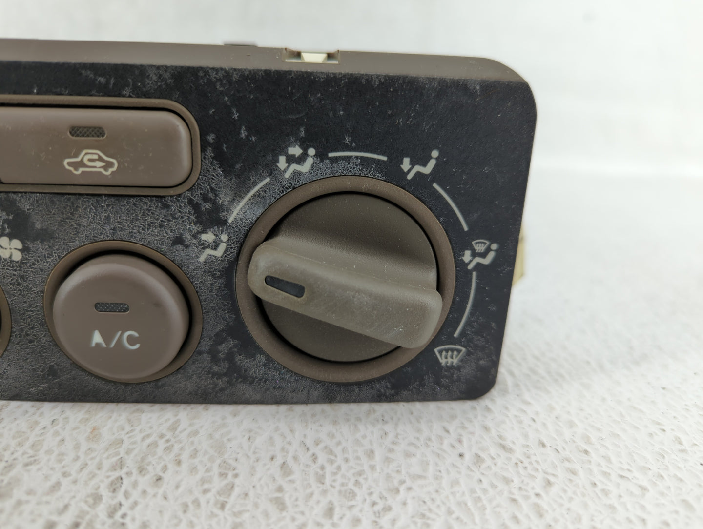 2001-2002 Toyota Corolla Climate Control Module Temperature AC/Heater Replacement Fits Fits 2001 2002 OEM Used Auto Parts - 