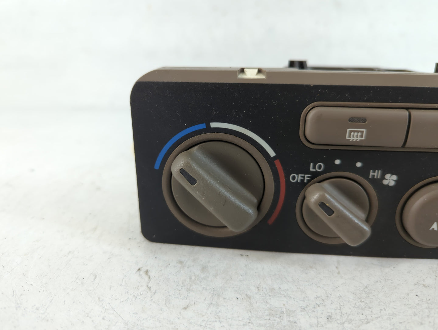 2001-2002 Toyota Corolla Climate Control Module Temperature AC/Heater Replacement Fits Fits 2001 2002 OEM Used Auto Parts - 