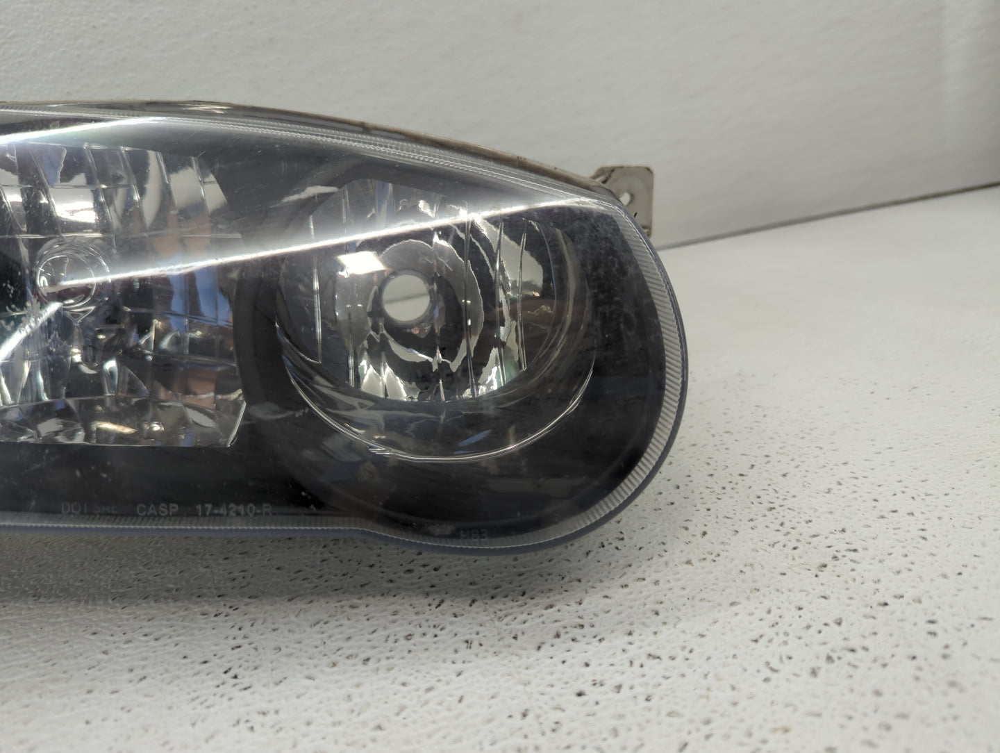2001-2002 Toyota Corolla Passenger Right Oem Head Light Headlight Lamp - Oemusedautoparts1.com