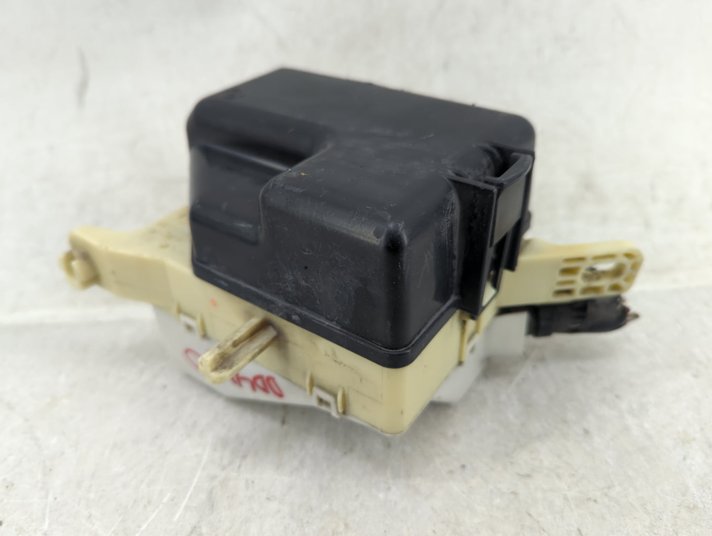 2000-2002 Toyota Echo Fusebox Fuse Box Panel Relay Module P/N:15239825 Fits Fits 2000 2001 2002 OEM Used Auto Parts - Oemuse