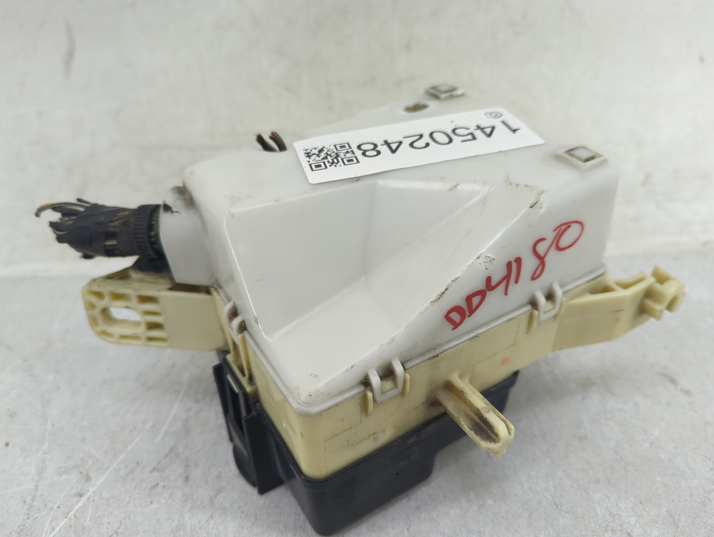 2000-2002 Toyota Echo Fusebox Fuse Box Panel Relay Module P/N:15239825 Fits Fits 2000 2001 2002 OEM Used Auto Parts - Oemuse