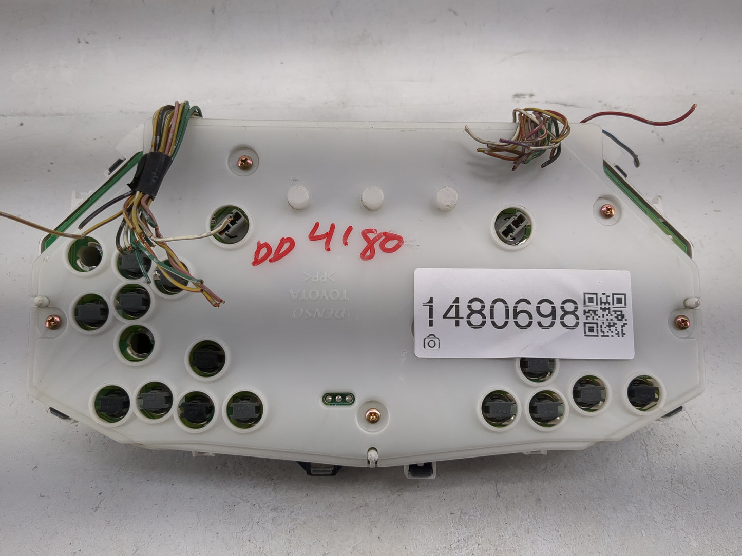 2001 Toyota Echo Instrument Cluster Speedometer Gauges P/N:83800-52360 157510-0801 Miles: Fits OEM Used Auto Parts - Oemused
