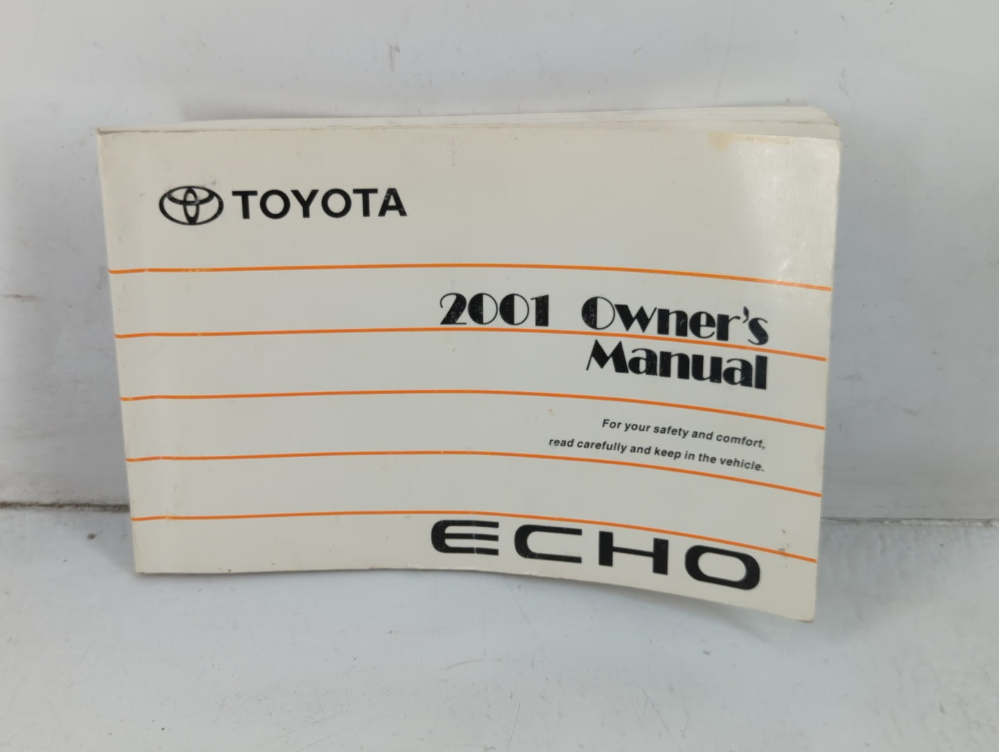 2001 Toyota Echo Owners Manual Book Guide P/N:01999-52440 OEM Used Auto Parts - Oemusedautoparts1.com