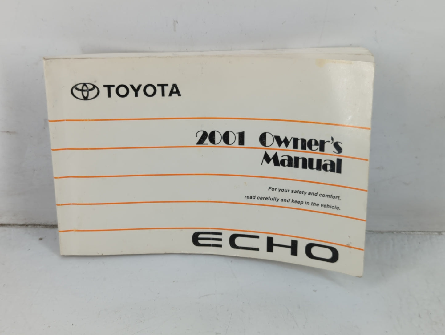 2001 Toyota Echo Owners Manual Book Guide P/N:01999-52440 OEM Used Auto Parts - Oemusedautoparts1.com