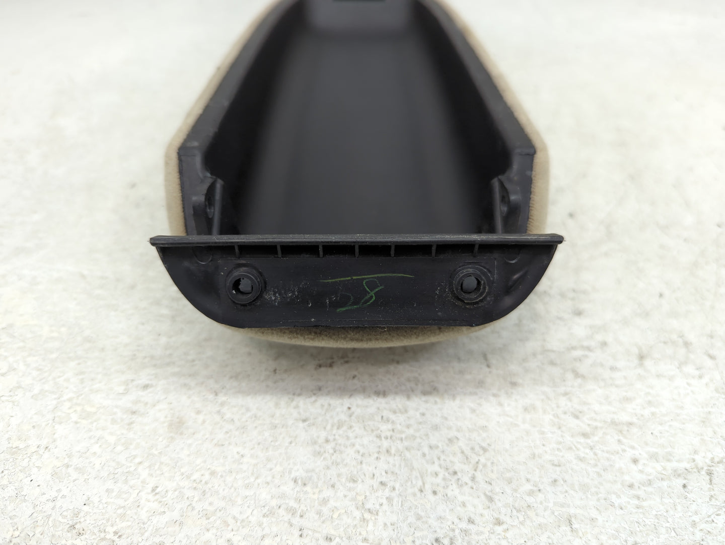 2001-2003 Toyota Highlander Center Console Armrest Cover Lid Fits Fits 2001 2002 2003 OEM Used Auto Parts - Oemusedautoparts