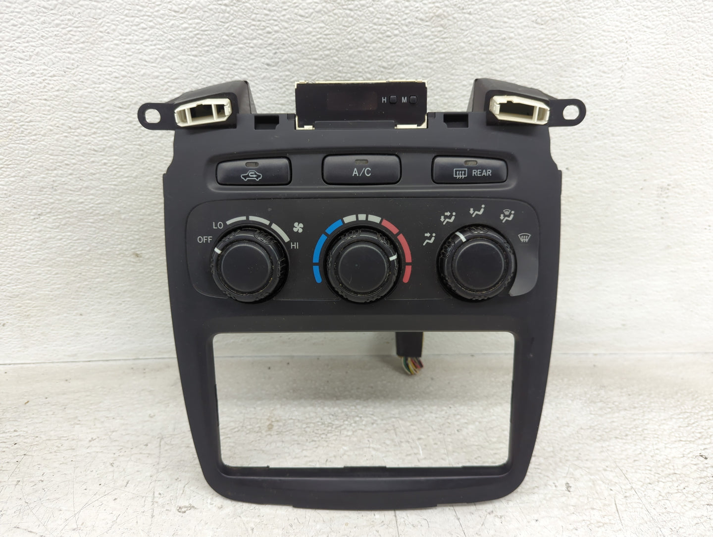 2001-2003 Toyota Highlander Climate Control Module Temperature AC/Heater Replacement P/N:84010-48091 Fits Fits 2001 2002 200