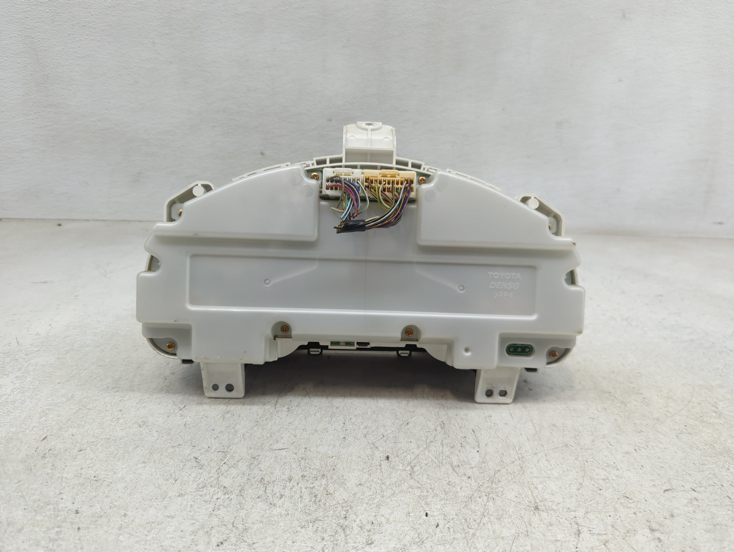 2001-2003 Toyota Highlander Instrument Cluster Speedometer Gauges P/N:83800-48100 157510-3860 Miles:216K Fits Fits 2001 2002