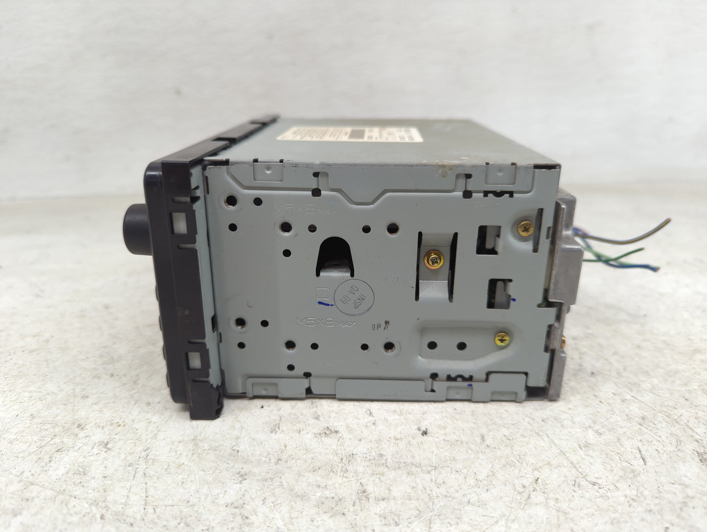2001-2003 Toyota Highlander Radio AM FM Cd Player Receiver Replacement P/N:86120-2B680 Fits Fits 2000 2001 2002 2003 OEM Use