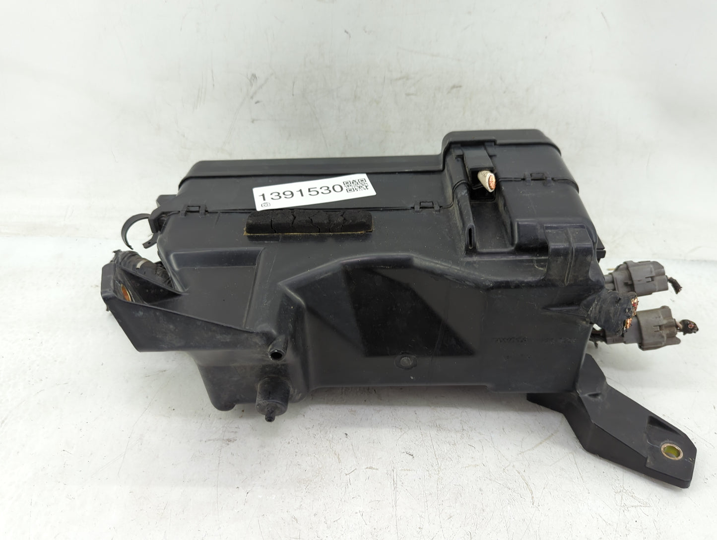 2001-2003 Toyota Highlander Fusebox Fuse Box Panel Relay Module Fits Fits 2001 2002 2003 OEM Used Auto Parts - Oemusedautopa