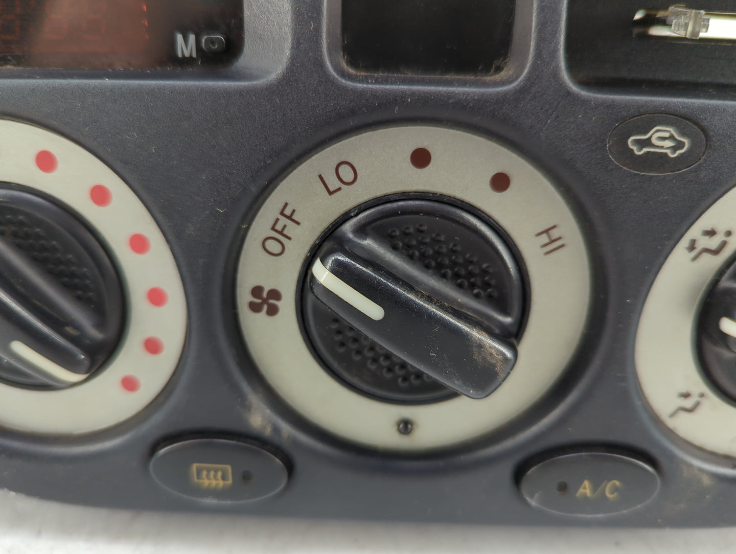 2001 Toyota Mr2 Climate Control Module Temperature AC/Heater Replacement Fits OEM Used Auto Parts - Oemusedautoparts1.com