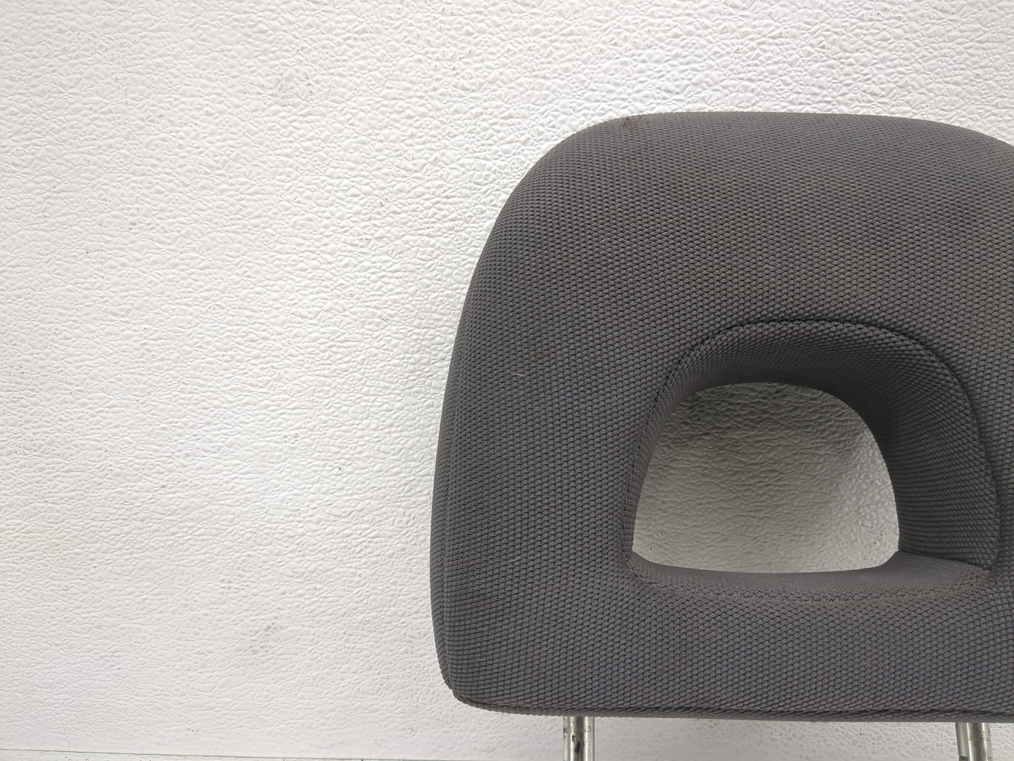 2001-2003 Toyota Rav4 Headrest Head Rest Front Driver Passenger Seat Fits Fits 2001 2002 2003 OEM Used Auto Parts - Oemuseda