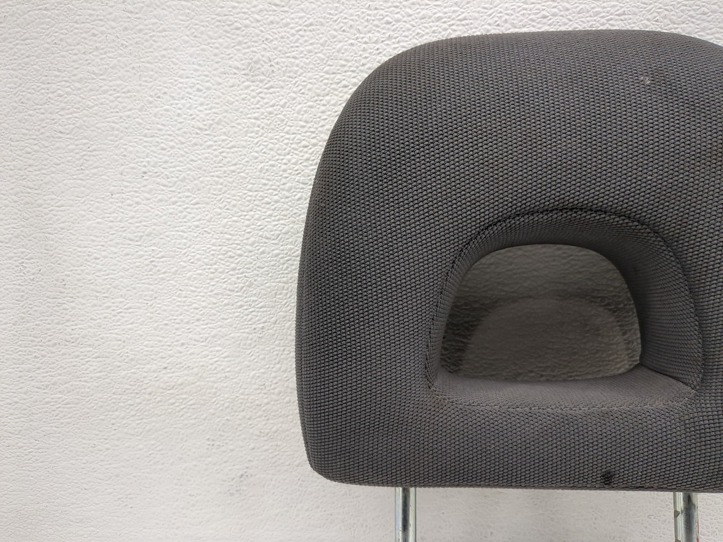 2001-2003 Toyota Rav4 Headrest Head Rest Front Driver Passenger Seat Fits Fits 2001 2002 2003 OEM Used Auto Parts - Oemuseda