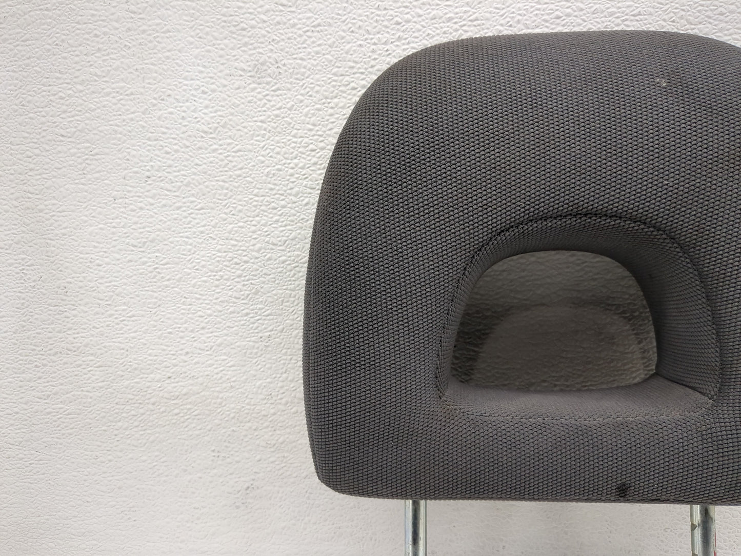 2001-2003 Toyota Rav4 Headrest Head Rest Front Driver Passenger Seat Fits Fits 2001 2002 2003 OEM Used Auto Parts - Oemuseda