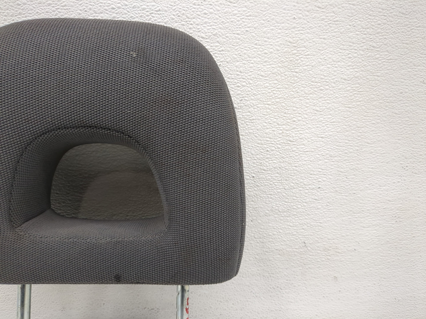 2001-2003 Toyota Rav4 Headrest Head Rest Front Driver Passenger Seat Fits Fits 2001 2002 2003 OEM Used Auto Parts - Oemuseda