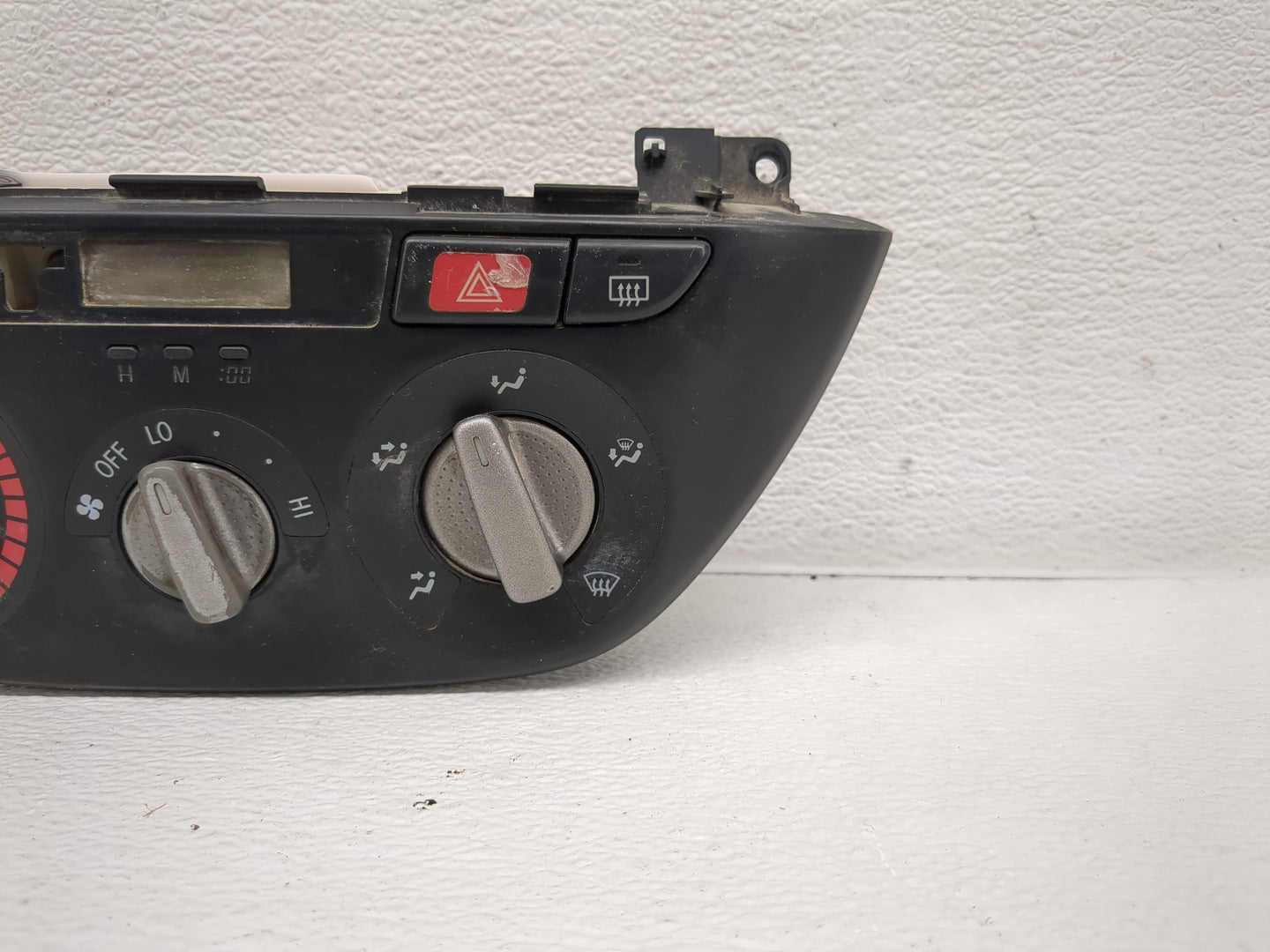 2001-2003 Toyota Rav4 Climate Control Module Temperature AC/Heater Replacement Fits Fits 2001 2002 2003 OEM Used Auto Parts 