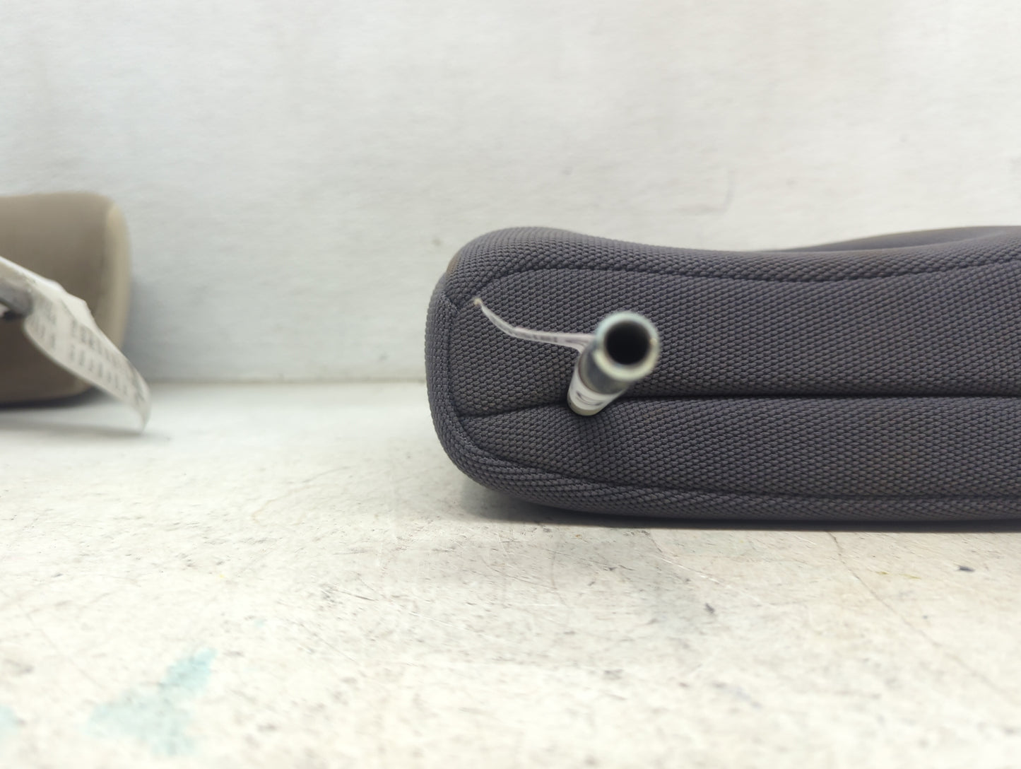 2001 Toyota Rav4 Headrest Head Rest Front Driver Passenger Seat Fits OEM Used Auto Parts - Oemusedautoparts1.com