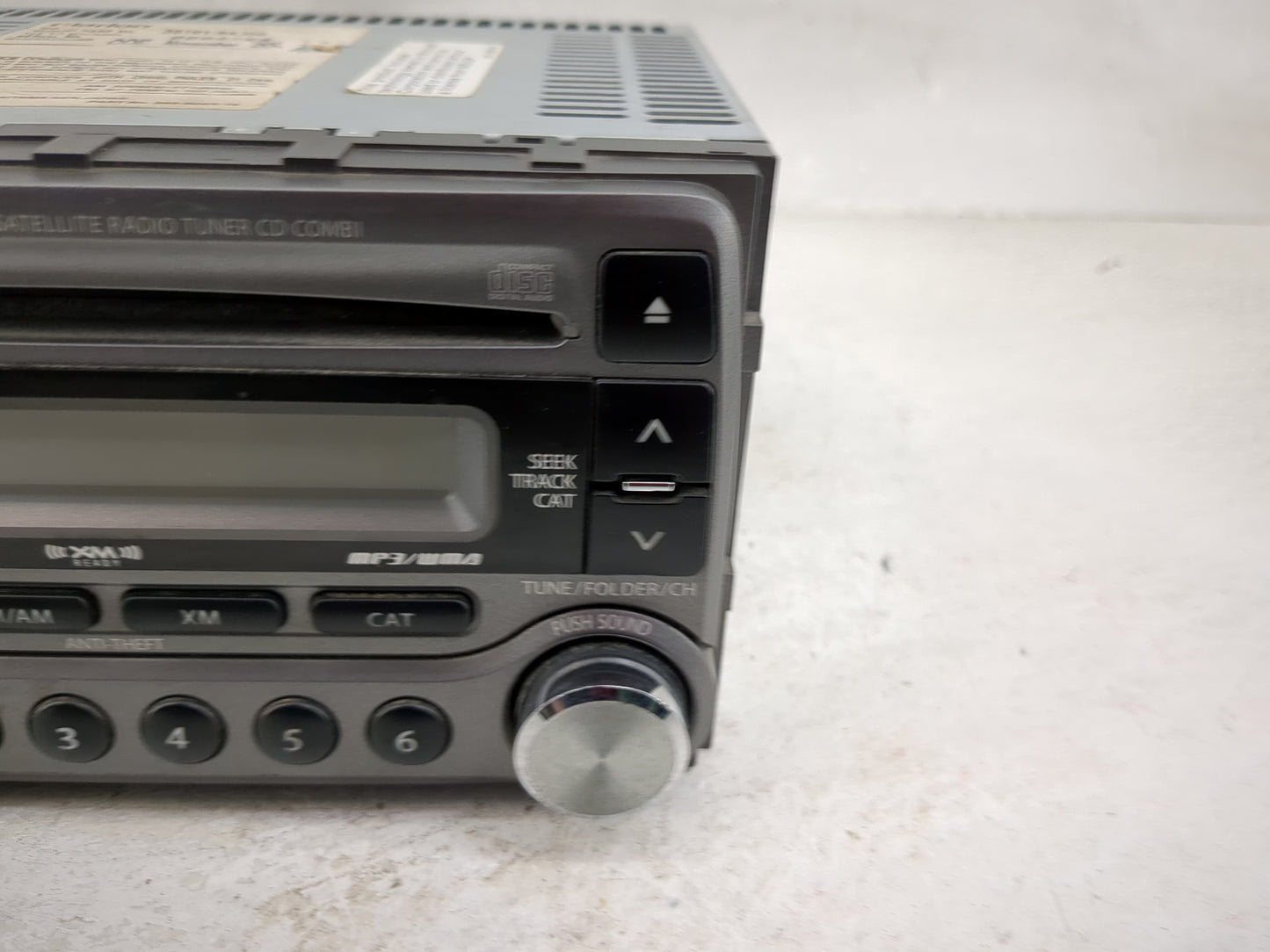 2001-2002 Toyota Sequoia Radio AM FM Cd Player Receiver Replacement P/N:39101-54J00 Fits Fits 1999 2000 2001 2002 2003 OEM U