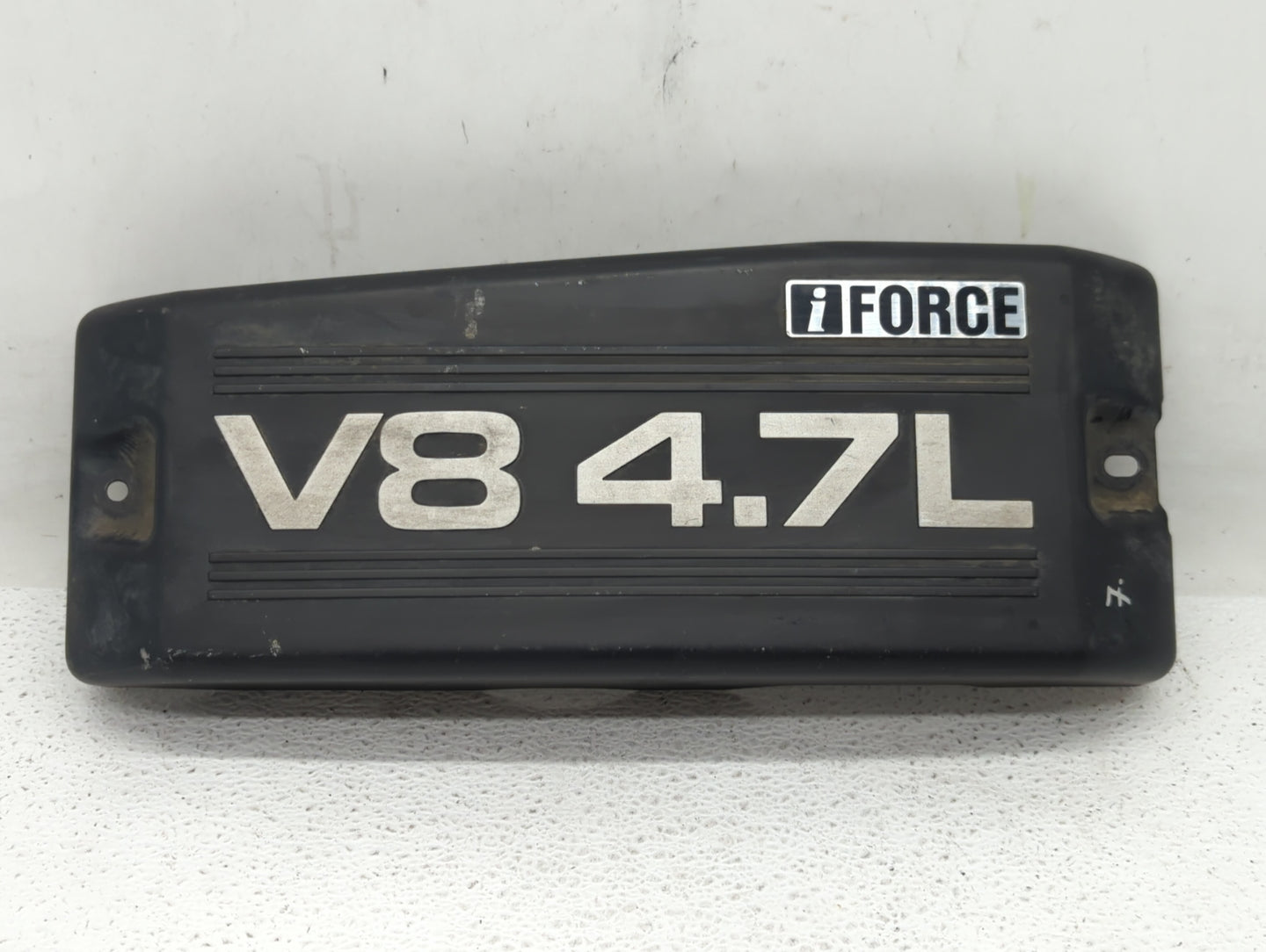 2001 Toyota Sequoia Engine Cover - Oemusedautoparts1.com