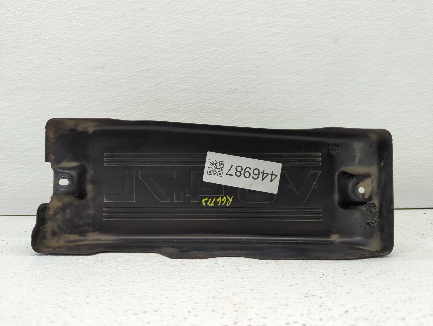 2001 Toyota Sequoia Engine Cover - Oemusedautoparts1.com