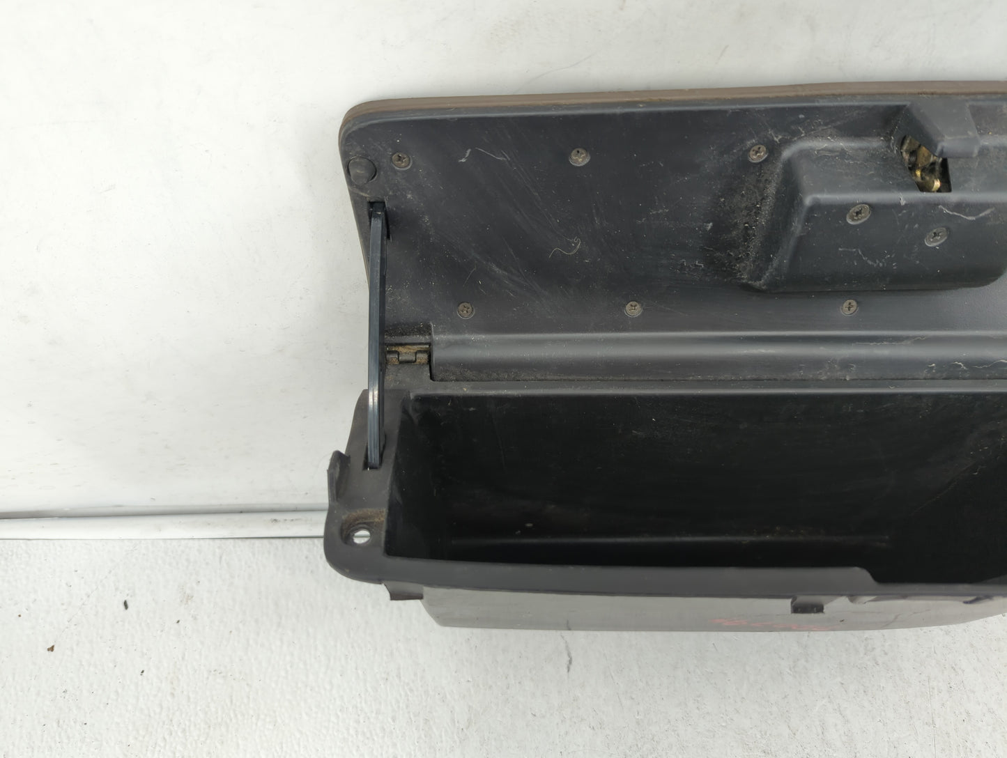 2001 Toyota Sienna Passenger Glove Box Door Storage Compartment Brown - Oemusedautoparts1.com