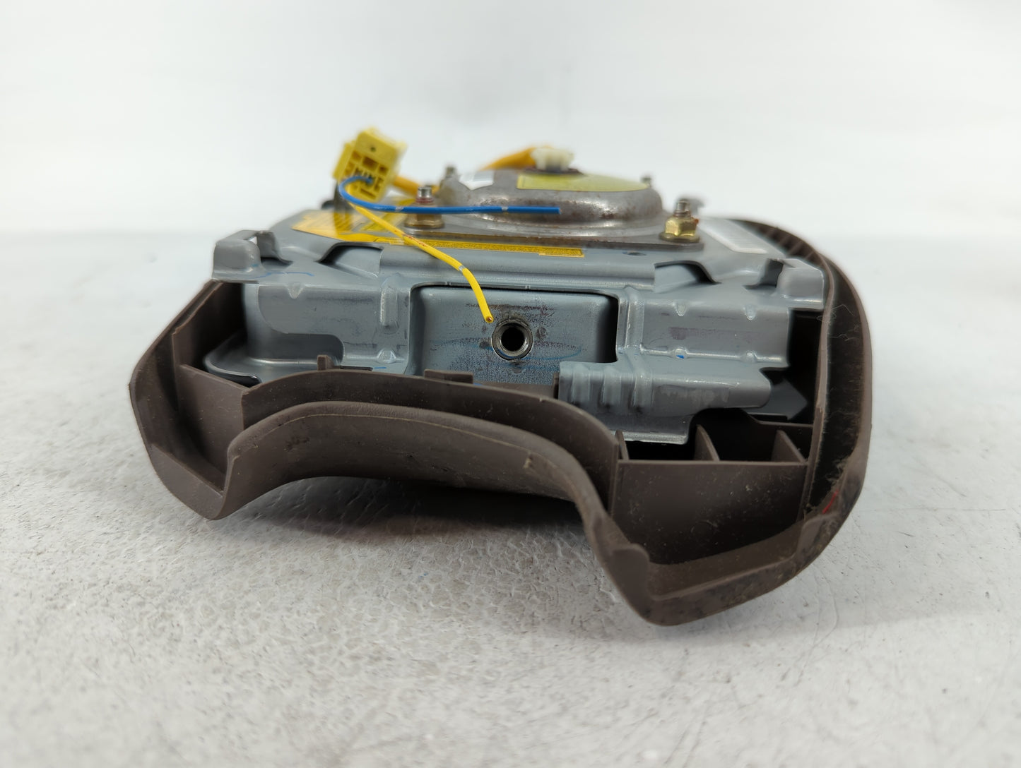 1999-2003 Toyota Sienna Air Bag Driver Left Steering Wheel Mounted Fits Fits 1999 2000 2001 2002 2003 OEM Used Auto Parts - 