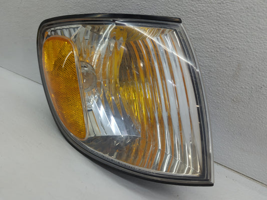 2001-2003 Toyota Sienna Driver Left Oem Head Light Headlight Lamp