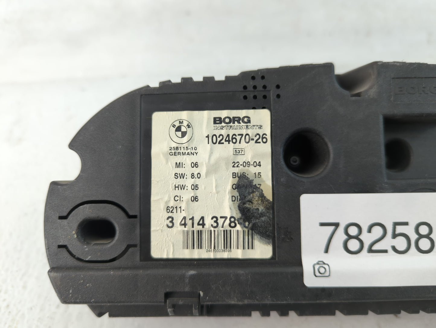 2001-2003 Toyota Sienna Instrument Cluster Speedometer Gauges P/N:3 414 378-0 Fits Fits 2001 2002 2003 OEM Used Auto Parts -