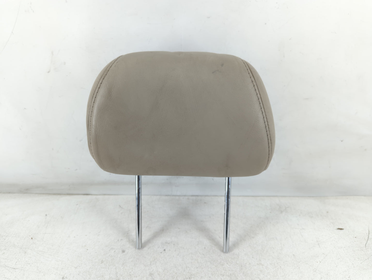 2001 Toyota Solara Headrest Head Rest Front Driver Passenger Seat Fits OEM Used Auto Parts - Oemusedautoparts1.com
