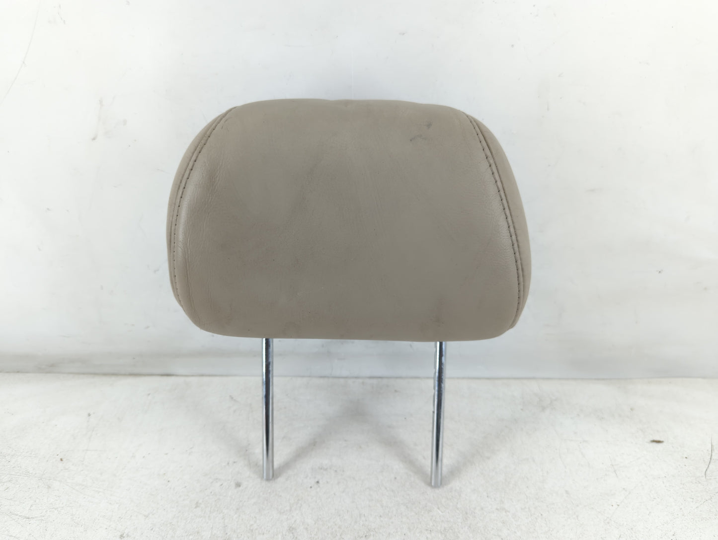 2001 Toyota Solara Headrest Head Rest Front Driver Passenger Seat Fits OEM Used Auto Parts - Oemusedautoparts1.com