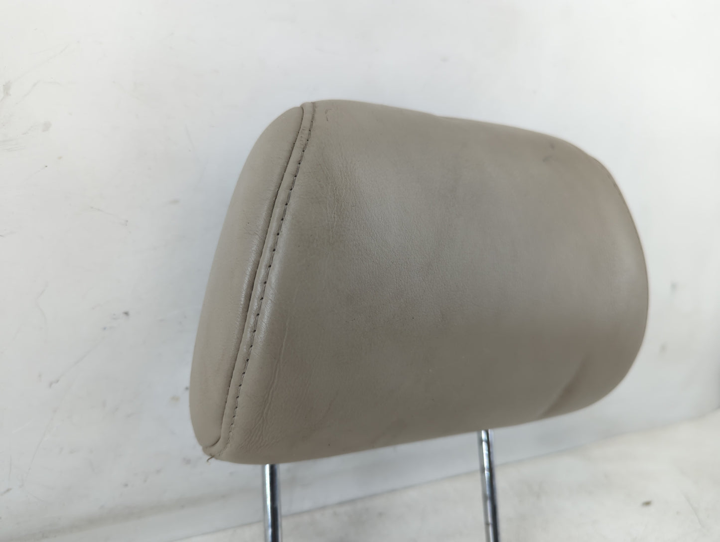 2001 Toyota Solara Headrest Head Rest Front Driver Passenger Seat Fits OEM Used Auto Parts - Oemusedautoparts1.com