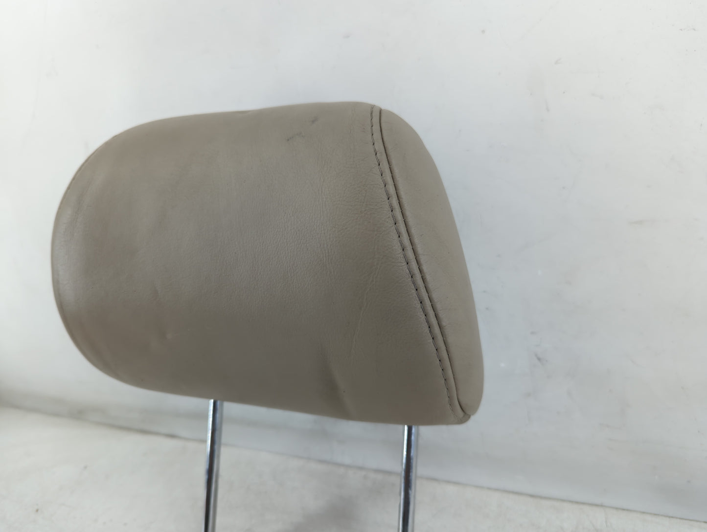 2001 Toyota Solara Headrest Head Rest Front Driver Passenger Seat Fits OEM Used Auto Parts - Oemusedautoparts1.com