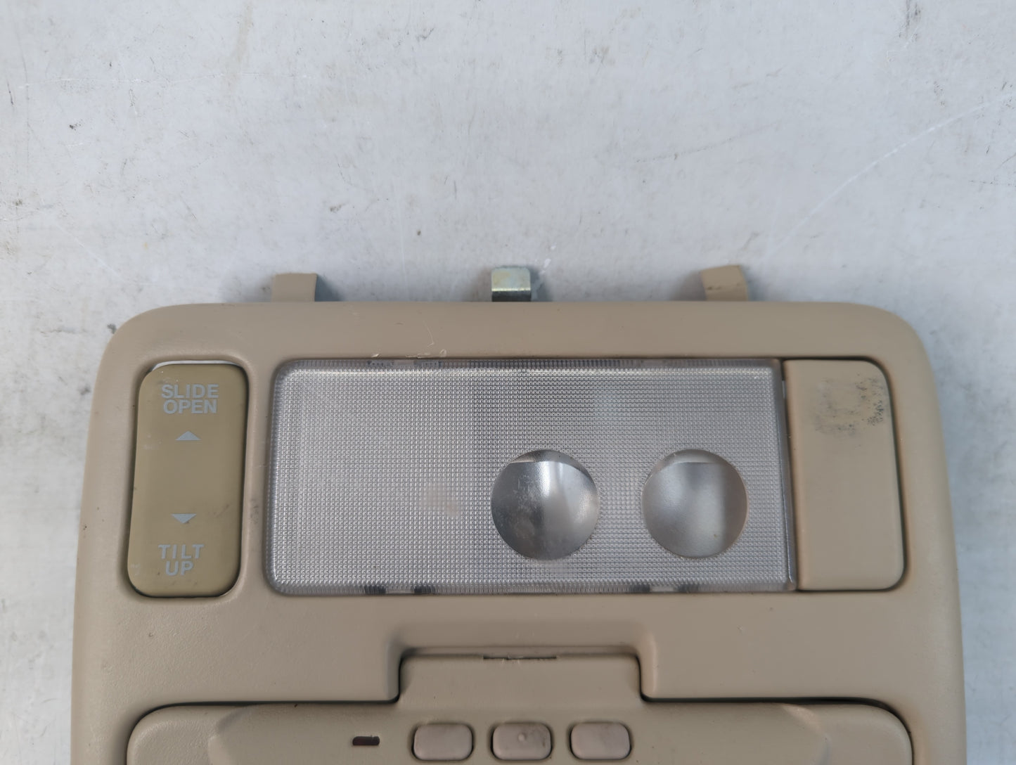 1999-2003 Toyota Solara Overhead Roof Console Interior Dome Light - Oemusedautoparts1.com