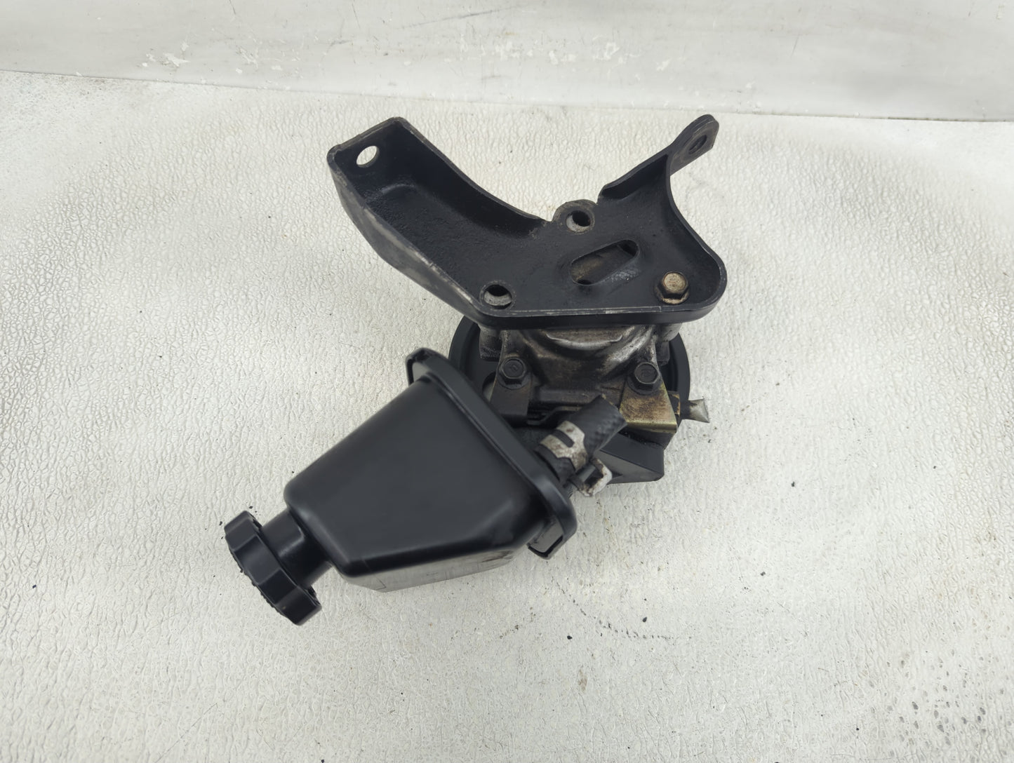 1995-2001 Toyota Tacoma Power Steering Column Pump Oem 1275374 - Oemusedautoparts1.com