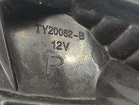 2000-2004 Toyota Tundra Passenger Right Oem Front Light Lamp - Oemusedautoparts1.com