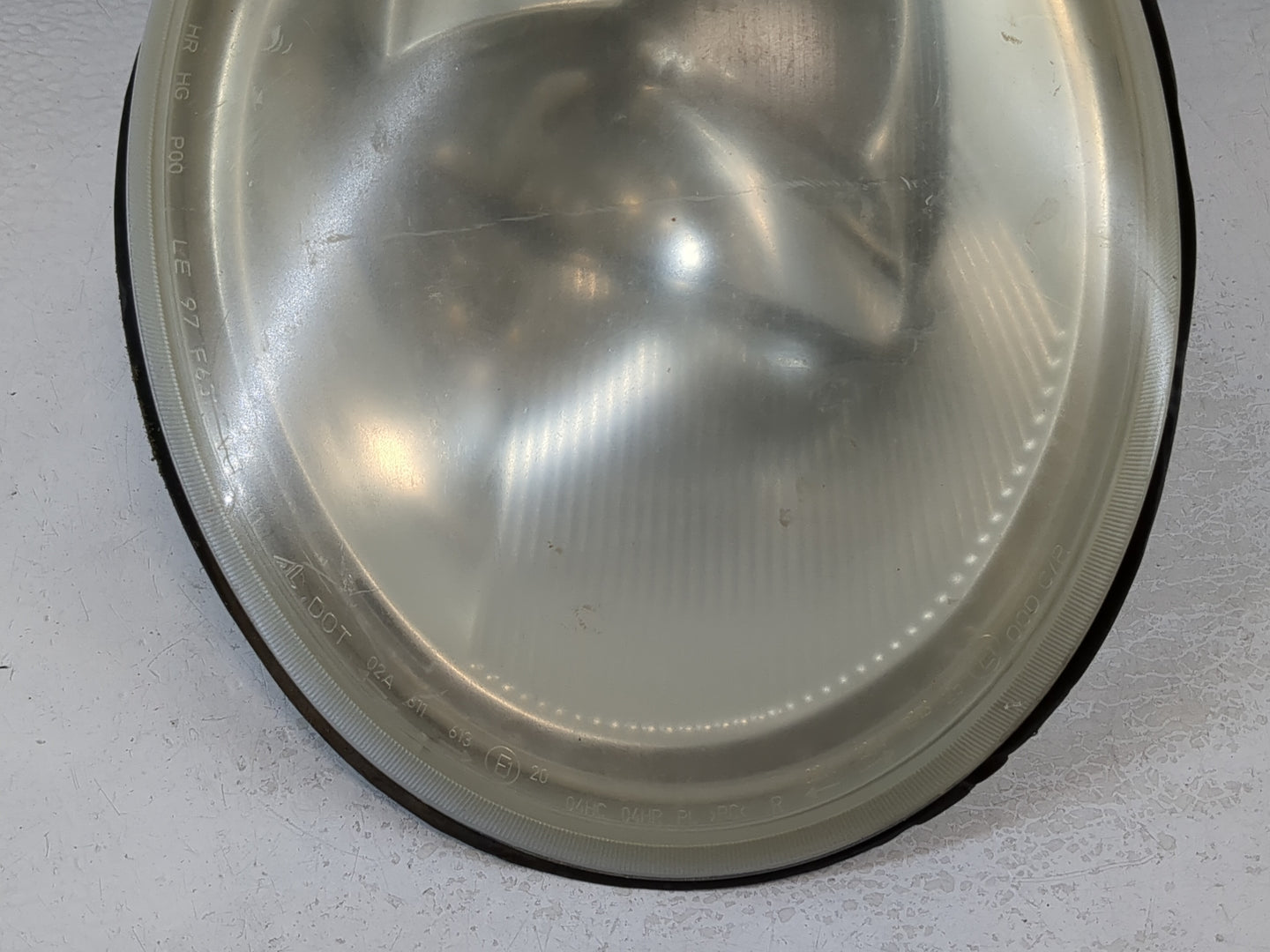 1998 Volkswagen Beetle Passenger Right Oem Head Light Headlight Lamp - Oemusedautoparts1.com