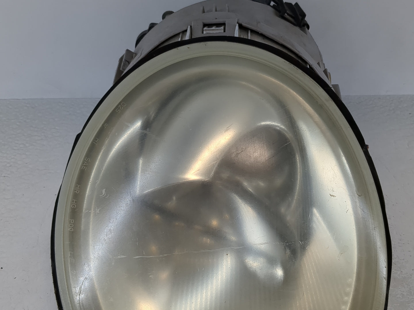 1998 Volkswagen Beetle Passenger Right Oem Head Light Headlight Lamp - Oemusedautoparts1.com