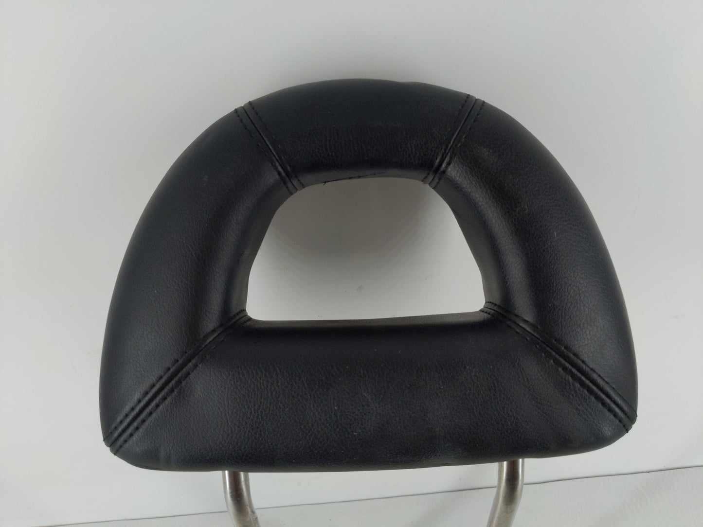 2000-2002 Volkswagen Beetle Headrest Head Rest Rear Center Seat Fits Fits 2000 2001 2002 OEM Used Auto Parts - Oemusedautopa