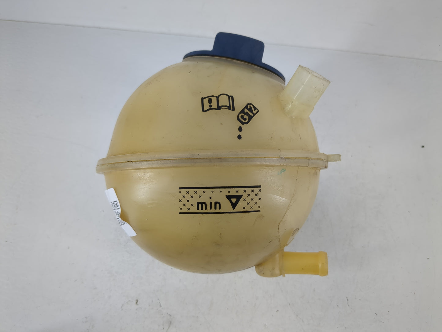 2000-2005 Volkswagen Beetle Windshield Washer Fluid Reservoir Bottle Oem - Oemusedautoparts1.com