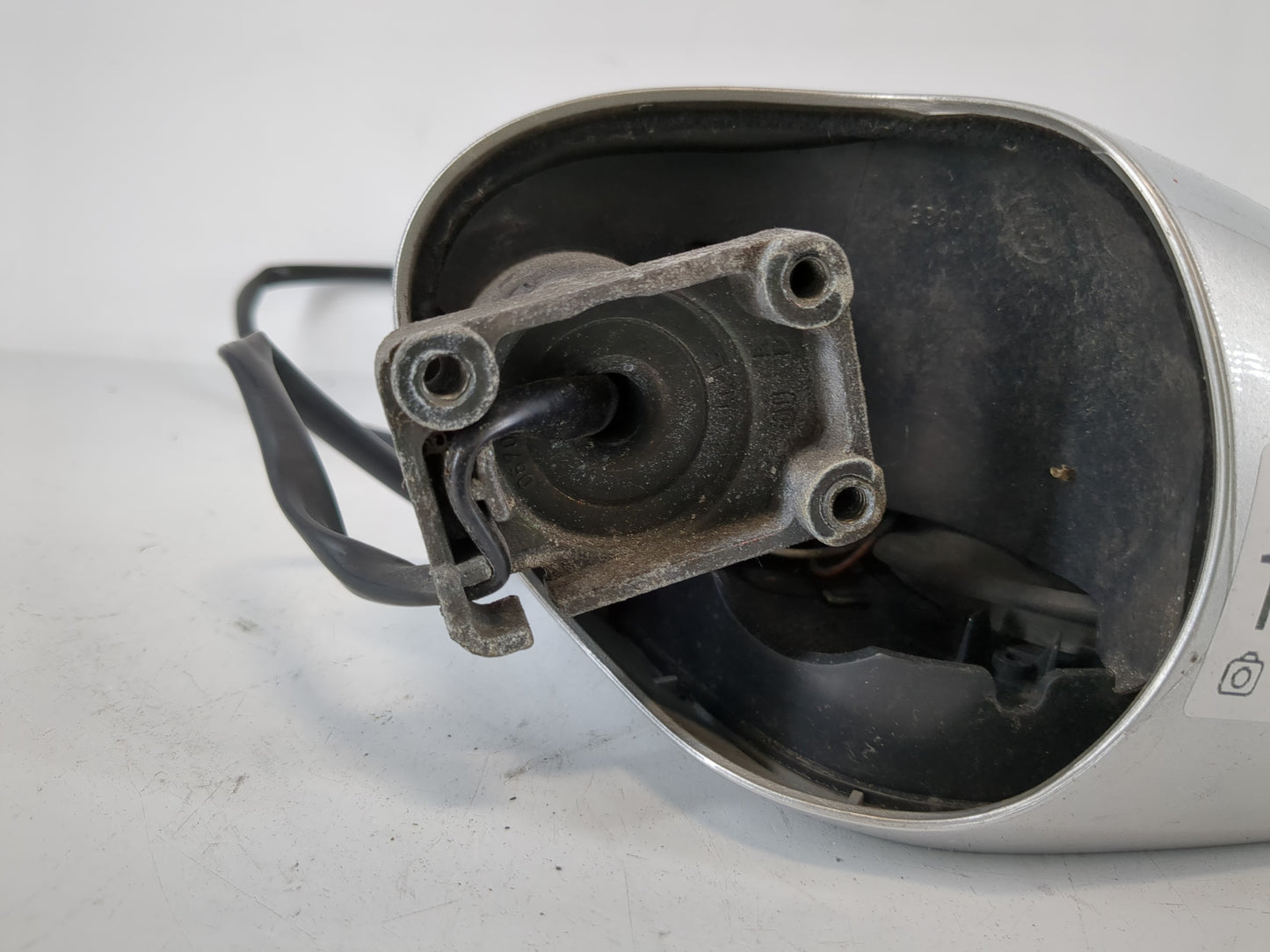 2000-2003 Volkswagen Beetle Side Mirror Replacement Passenger Right View Door Mirror Fits Fits 2000 2001 2002 2003 OEM Used 