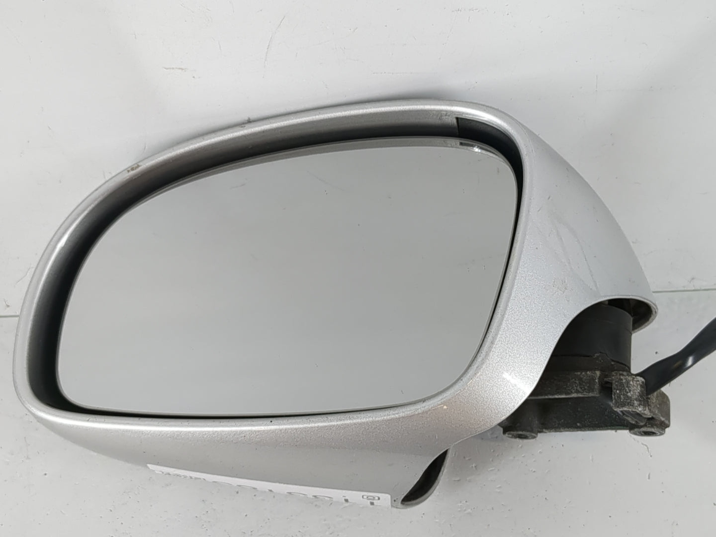 2000-2003 Volkswagen Beetle Side Mirror Replacement Passenger Right View Door Mirror Fits Fits 2000 2001 2002 2003 OEM Used 