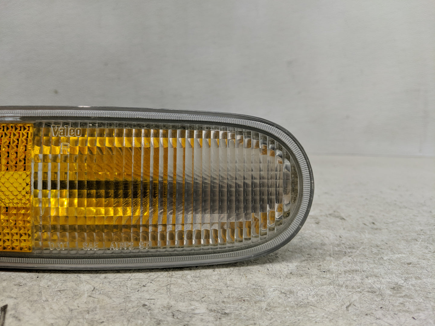 1998-2002 Volkswagen Beetle Passenger Right Oem Front Light Lamp - Oemusedautoparts1.com