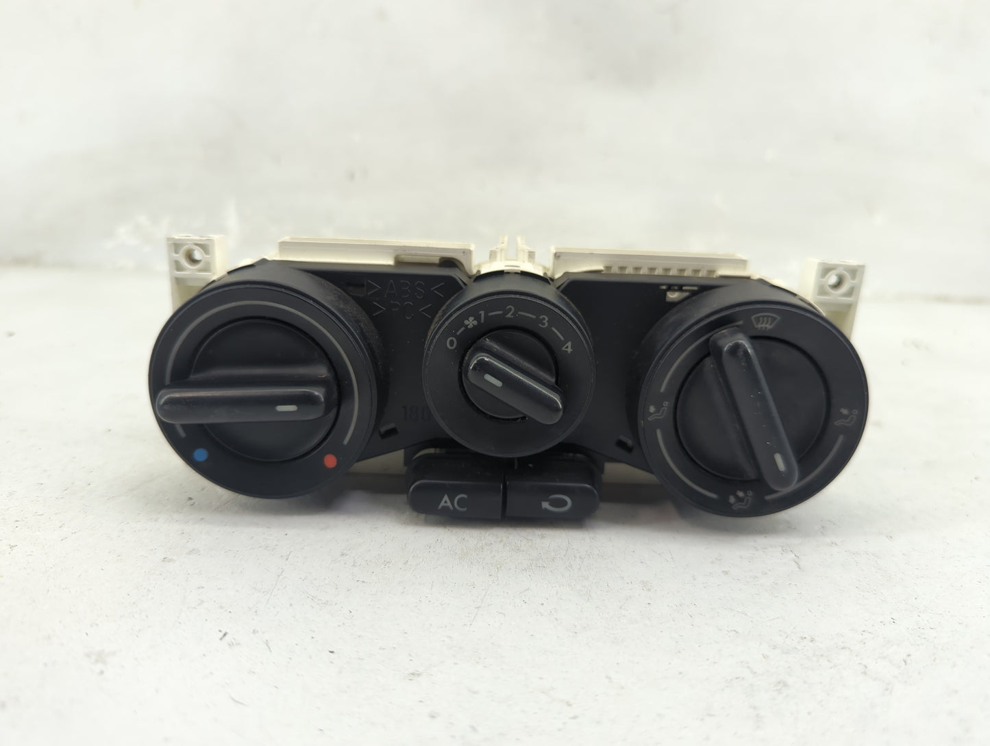 1998-2010 Volkswagen Beetle Climate Control Module Temperature AC/Heater Replacement P/N:1C0820045D Fits OEM Used Auto Parts
